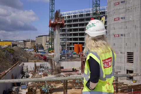 SRM graduate on site