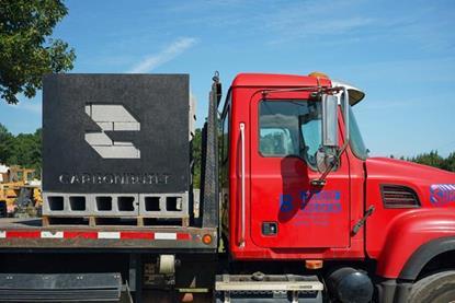 ulcc-blocks-on-rig-red